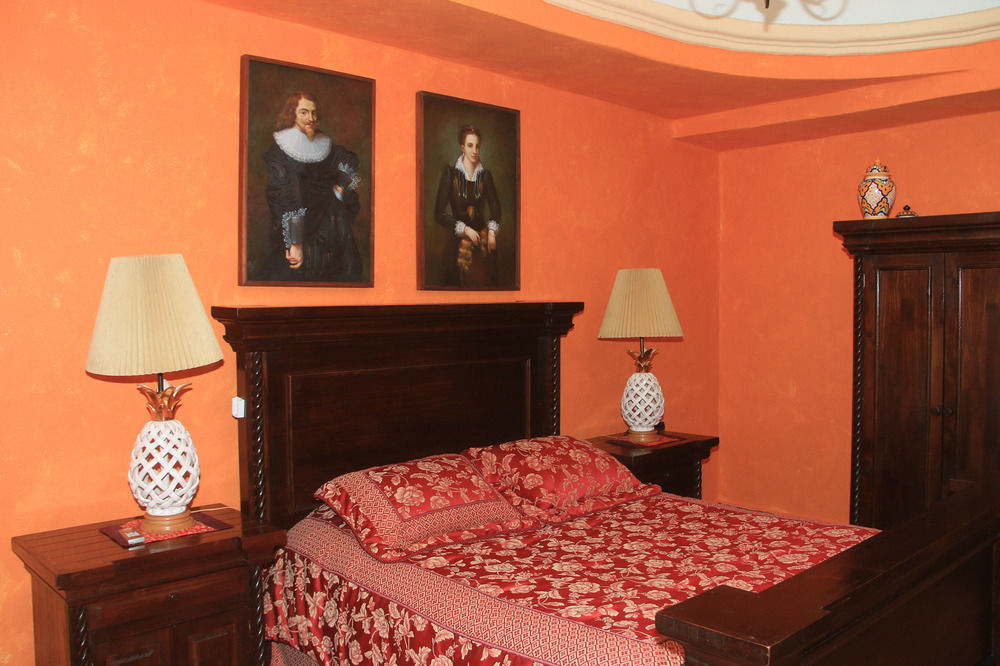 Collection O Casa Bella Hotel Boutique, Кабо Сан Лукас Екстериор снимка